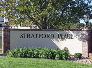 12208 Oakmont St, Overland Park, KS 66213