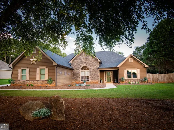 4207 Old Wood Dr, Conyers, GA 30094