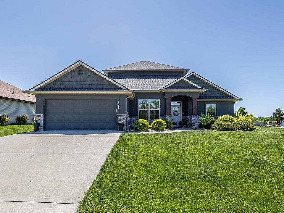 1st image of 1644 Spring Mountain Dr