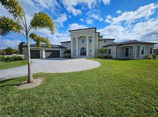 4014 Jacaranda Pkwy W, Cape Coral, FL 33993