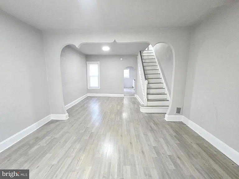 4436 N Chadwick St — Photo 3
