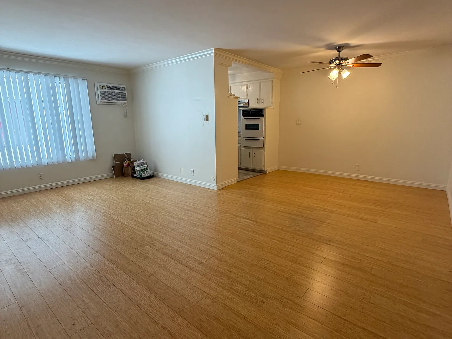 1 bed, 800 sqft, $2,100 — Photo 3
