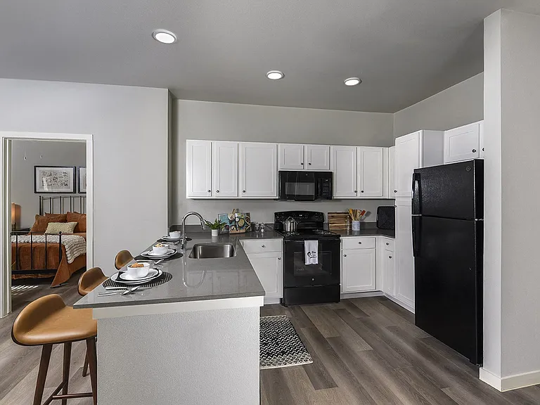 The Scott at Medio Creek — Photo 14
