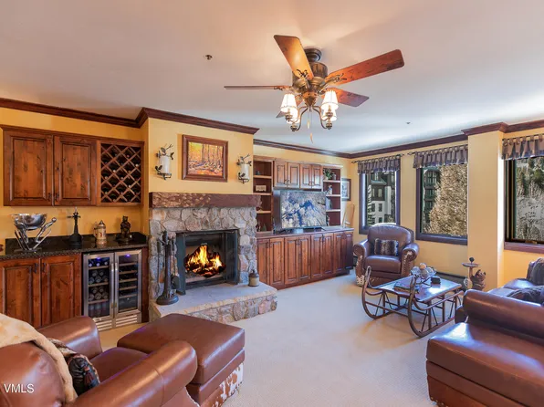 180 Offerson Rd APT 4, Beaver Creek, CO 81620