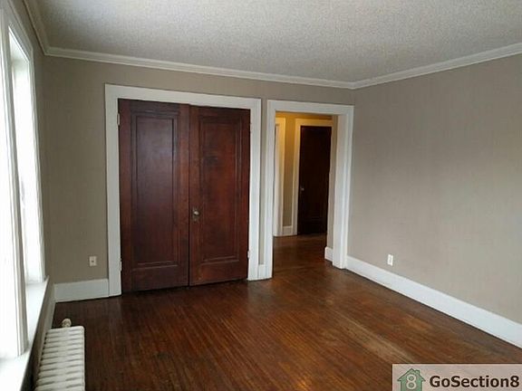 4th image of 2289 Upton Ave APT 16
