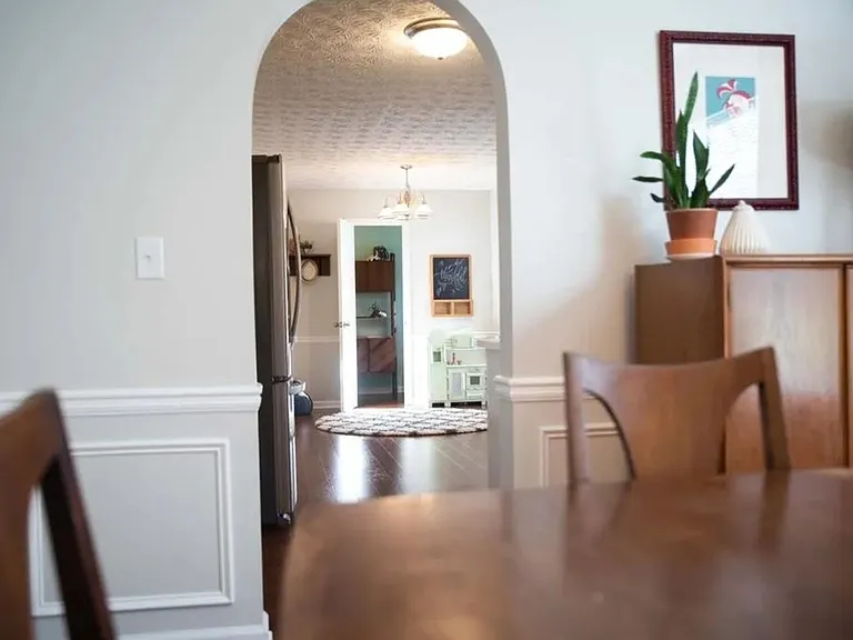 2070 Emerald Dr — Photo 28
