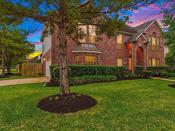 2nd image of 11103 Sheldon Bend Dr
