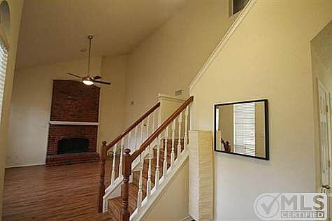4th image of 2618 Silver Creek Ct