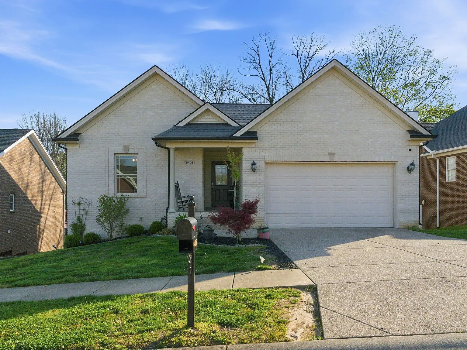 4 bed, 2950 sqft, $2,495 — Photo 3