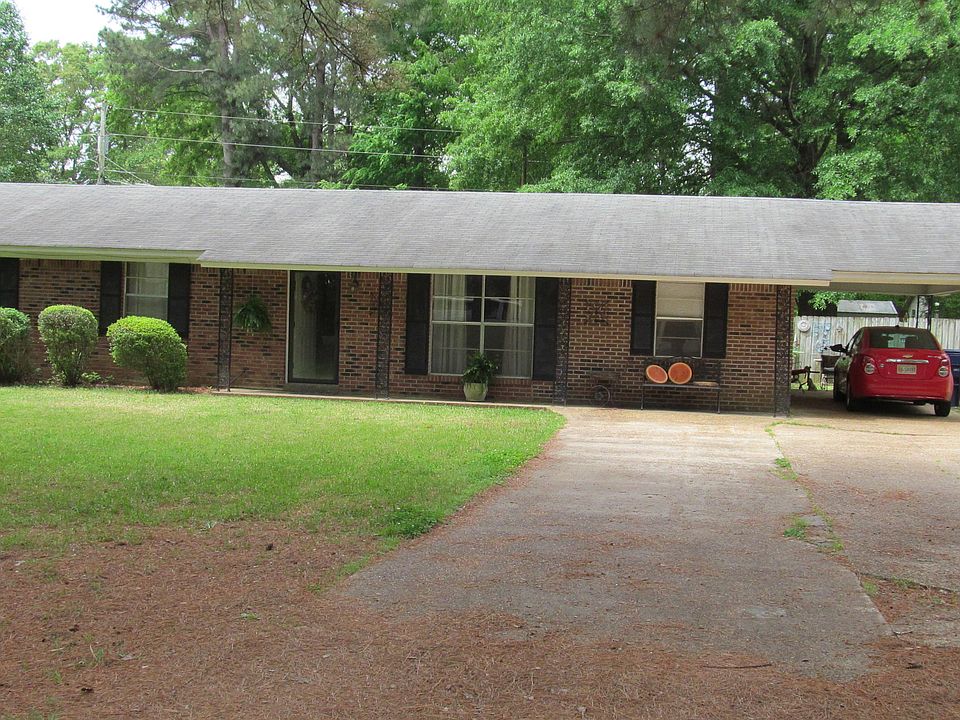 1st image of 218 Gordon Dr
