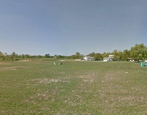 1st image of 3800 Parkway Ln