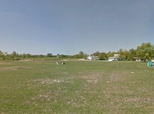 3800 Parkway Ln, Zion, IL 60099