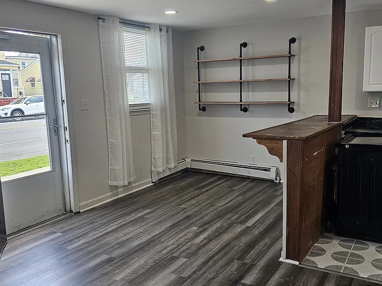 1200 S Wood Ave #A — Photo 9