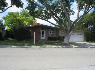 735 W Beverly Pl, Tracy, CA 95376
