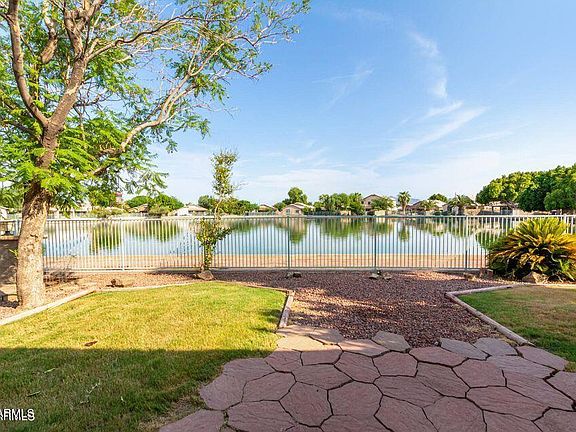 5th image of 10929 W Palm Ln