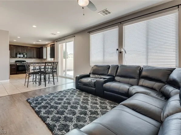 5705 Ingleside St, North Las Vegas, NV 89081