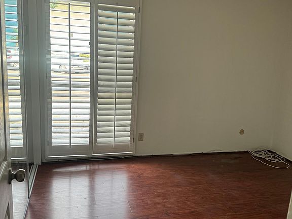 4th image of 3933 Jewell St APT A1