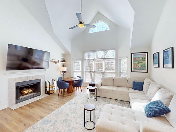 4th image of 521 N Graham St Unit 3E