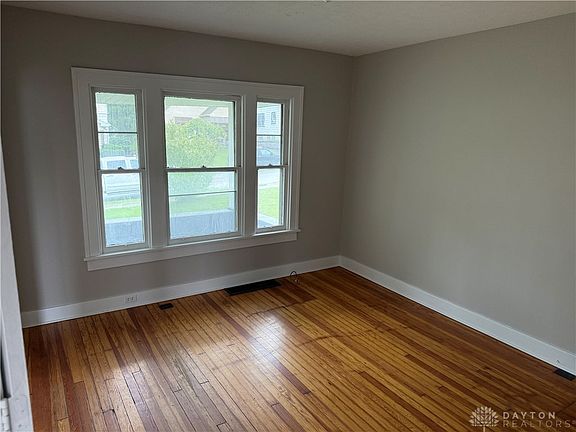 3rd image of 1203 Highland Ave