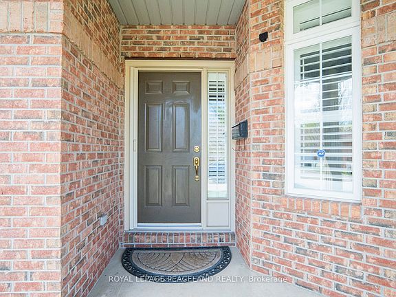 3rd image of 5595 Drummond Rd #11