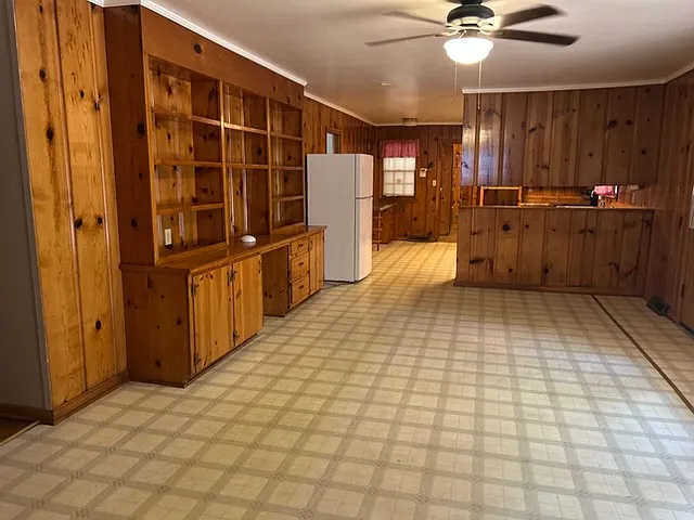 2 bed, 2205 sqft, $1,200 — Photo 4