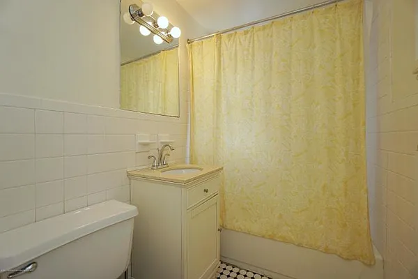 Sold by REMAX Elite | media 19