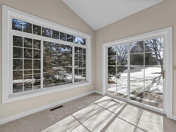 5th image of 2628 Oak Ridge Trl