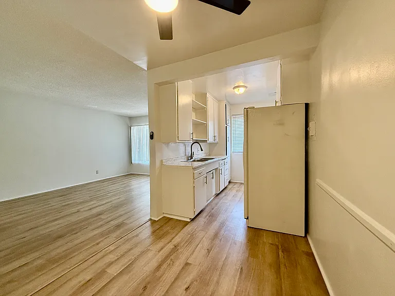 12002 Hart St #2 — Photo 5