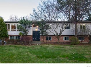 6 Valencia Dr, Monsey, NY 10952