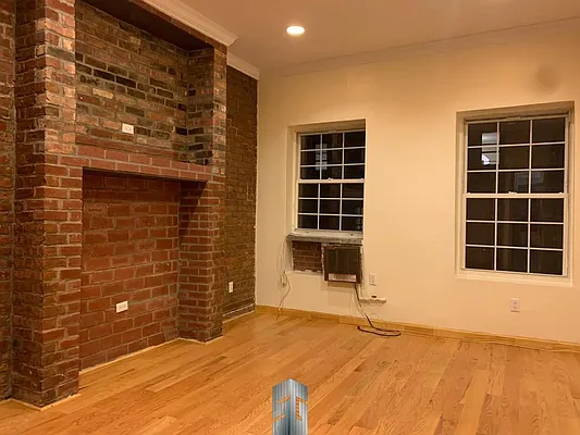 Rented by Skyline Group Real Estate | media 16