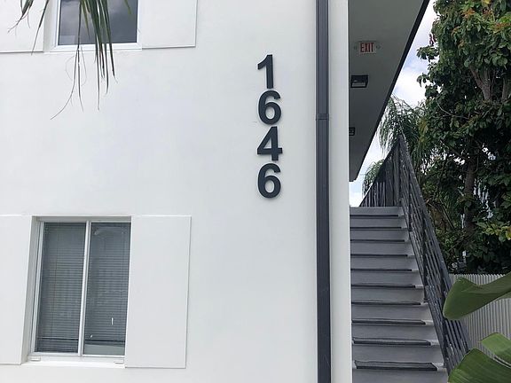 2nd image of 1646 NW 1st Pl #1