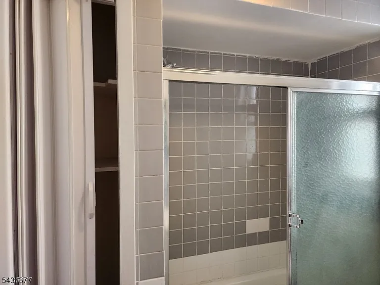 668 Clarkson Ave #1R — Photo 7