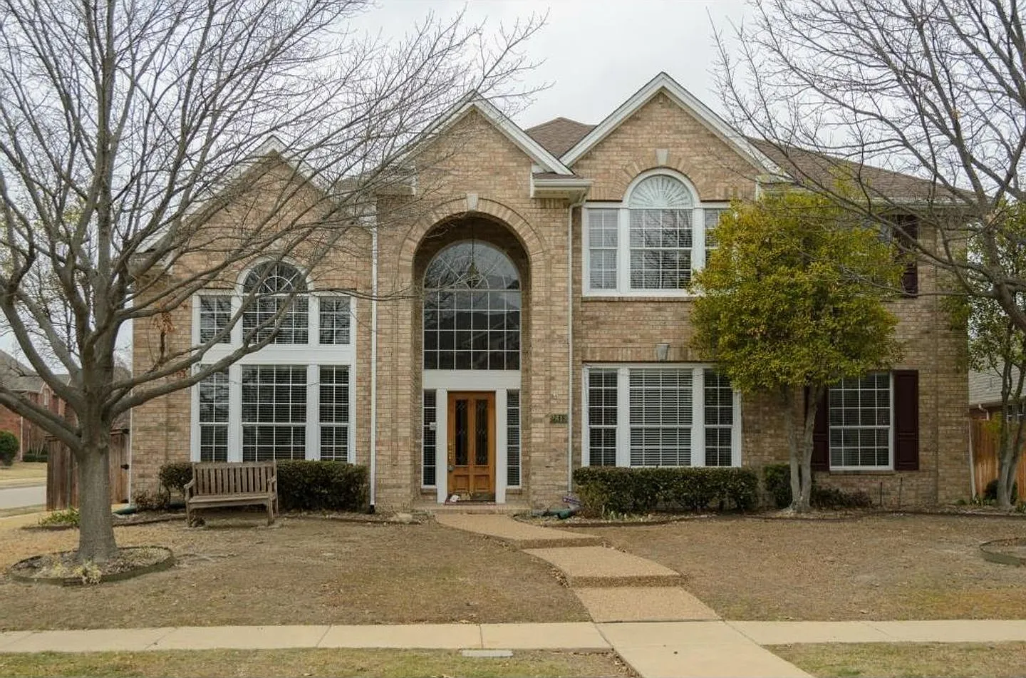 Escape to your own private resort at 2613 Owl Creek Drive in Planoa grand 4-bedroom executive hom... — Photo 1