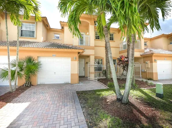 808 NW 170th Ter #808, Pembroke Pines, FL 33028