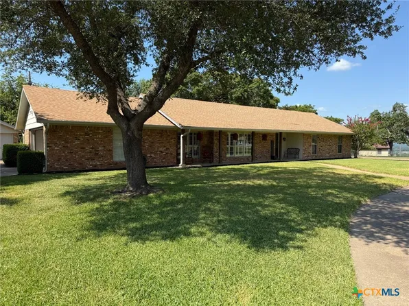 304 Rocky Rd, Gatesville, TX 76528