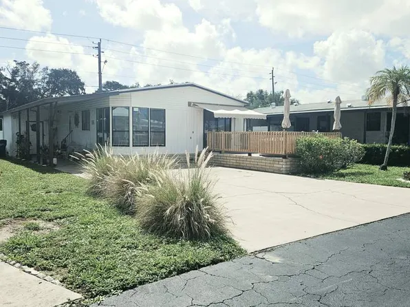 4530 9th St E #36, Bradenton, FL 34203