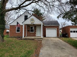 622 N Maple Ave, Fairborn, OH