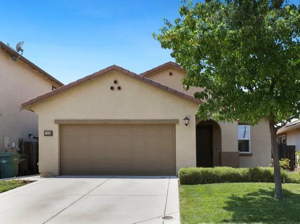 7448 Morning Hill St, Sacramento, CA 95829