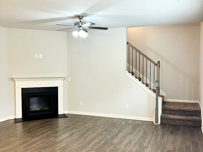 6428 Woodwell Dr S — Photo 3