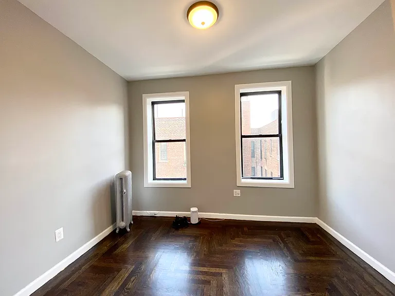 3520 Dekalb Ave #6H — Photo 3