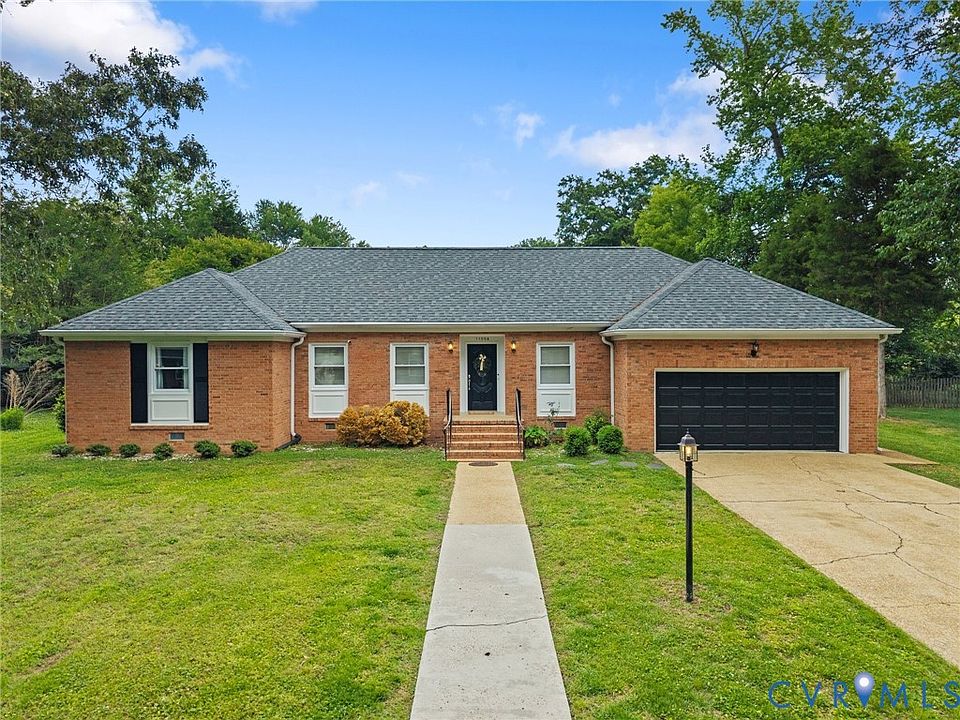 1st image of 11004 Ironwood Dr