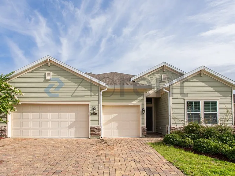 2116 Amberly Dr — Photo 1