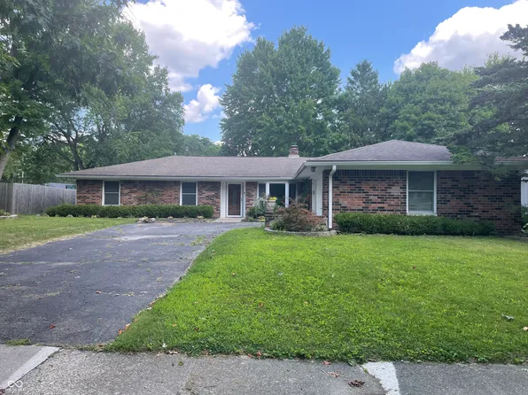 8029 Vineyard Dr, Indianapolis, IN 46260