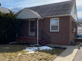 821 W Columbia Ave, Champaign, IL 61820