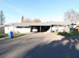 350 SE Carter St, Winston, OR 97496