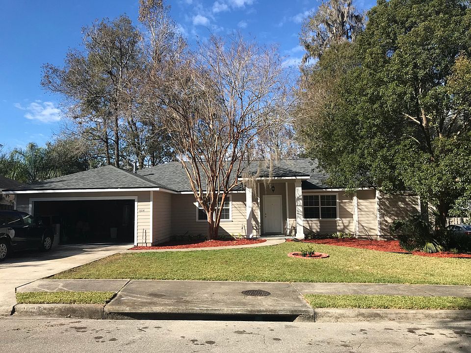 1st image of 1514 NW 89th Ter