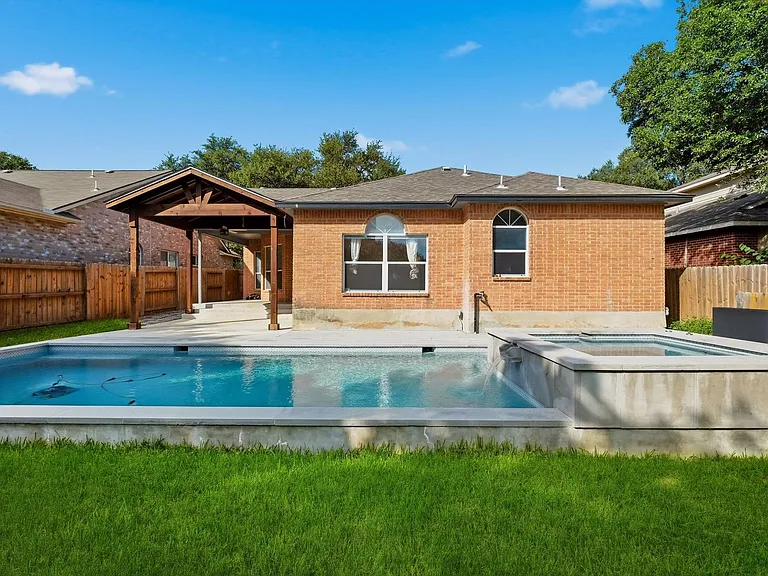 13623 Summer Glen Dr — Photo 27