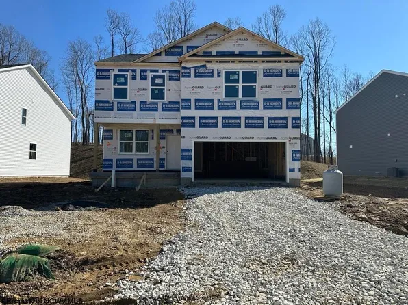 326 Dye Ln, Morgantown, WV 26501