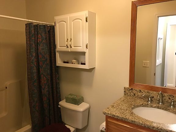 4th image of 4086 Parks Rd