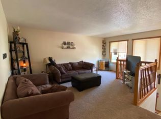 1509 E Cedar Cir, Brandon, SD 57005